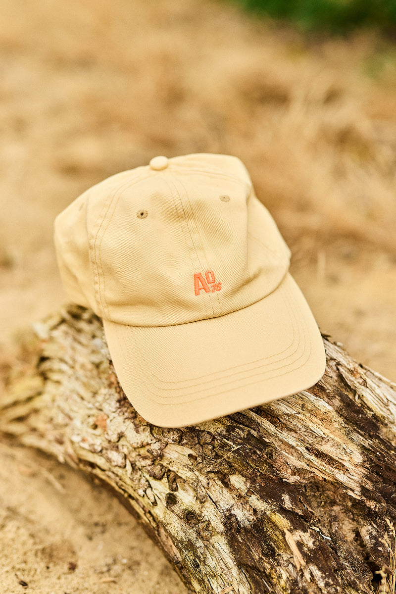 rune cap logo 000118 - sandstorm