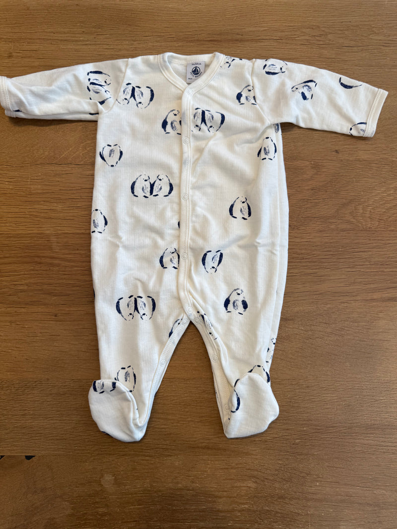 A0DZW Sleepsuit